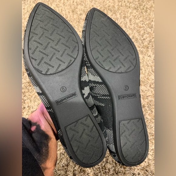 Cushionaire Ensley Flat NWOB - Picture 2 of 3